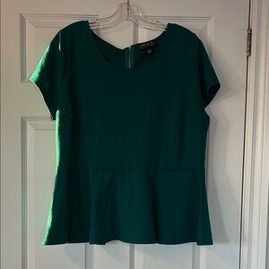 Forever 21 Emerald Green Short Sleeve Top